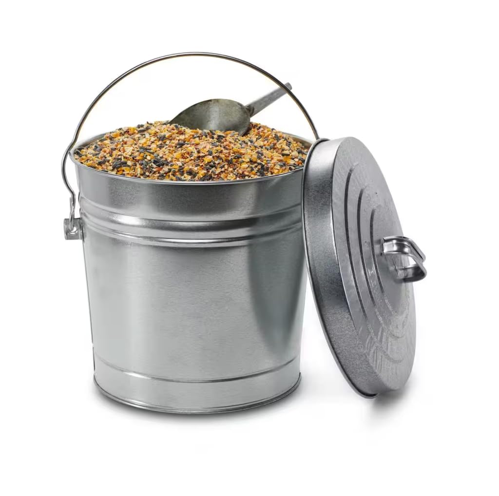 6 Gallon Galvanized Steel Round Trash Can with Locking Lid L22210