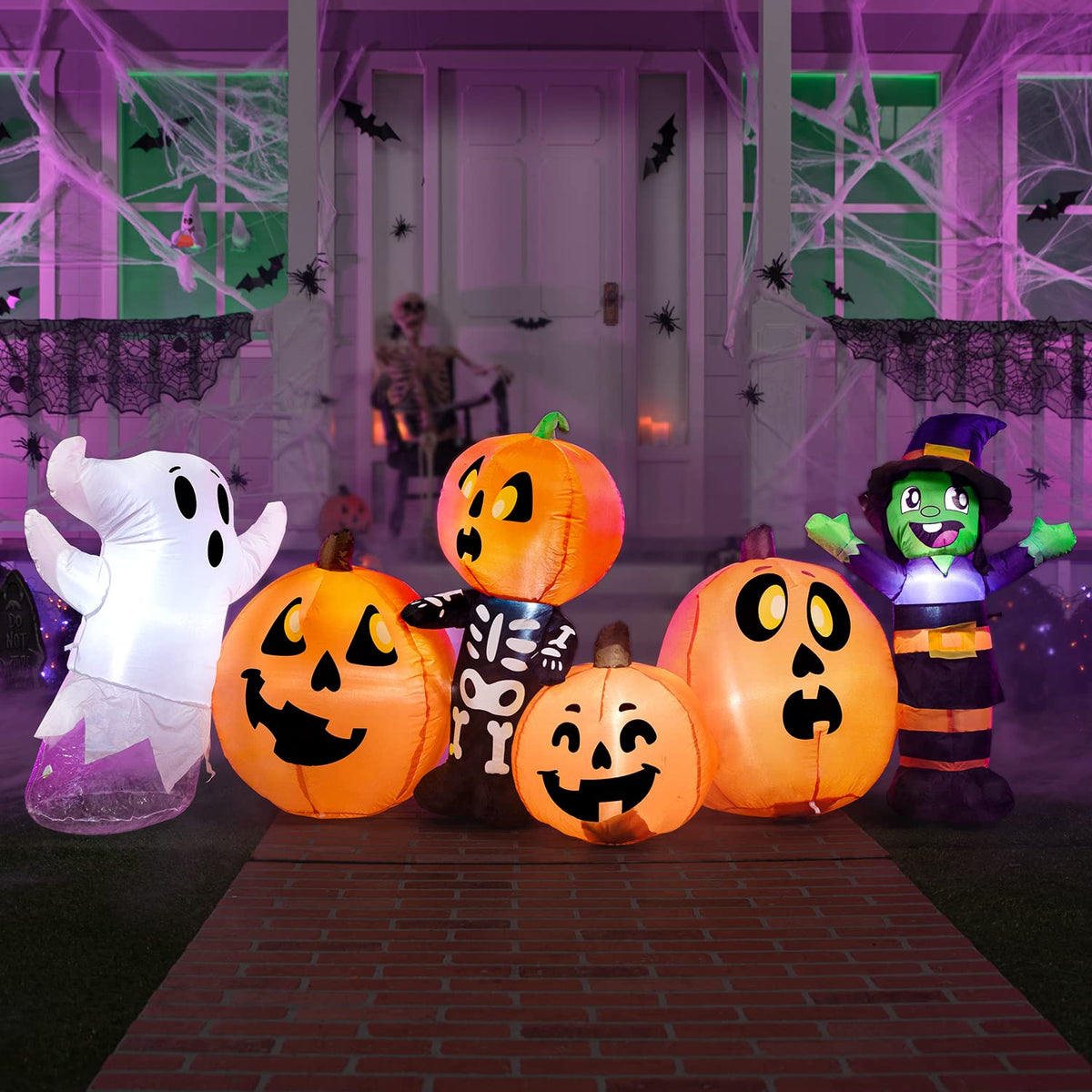 8 ft Inflatable Halloween Decoration with LEDs T250