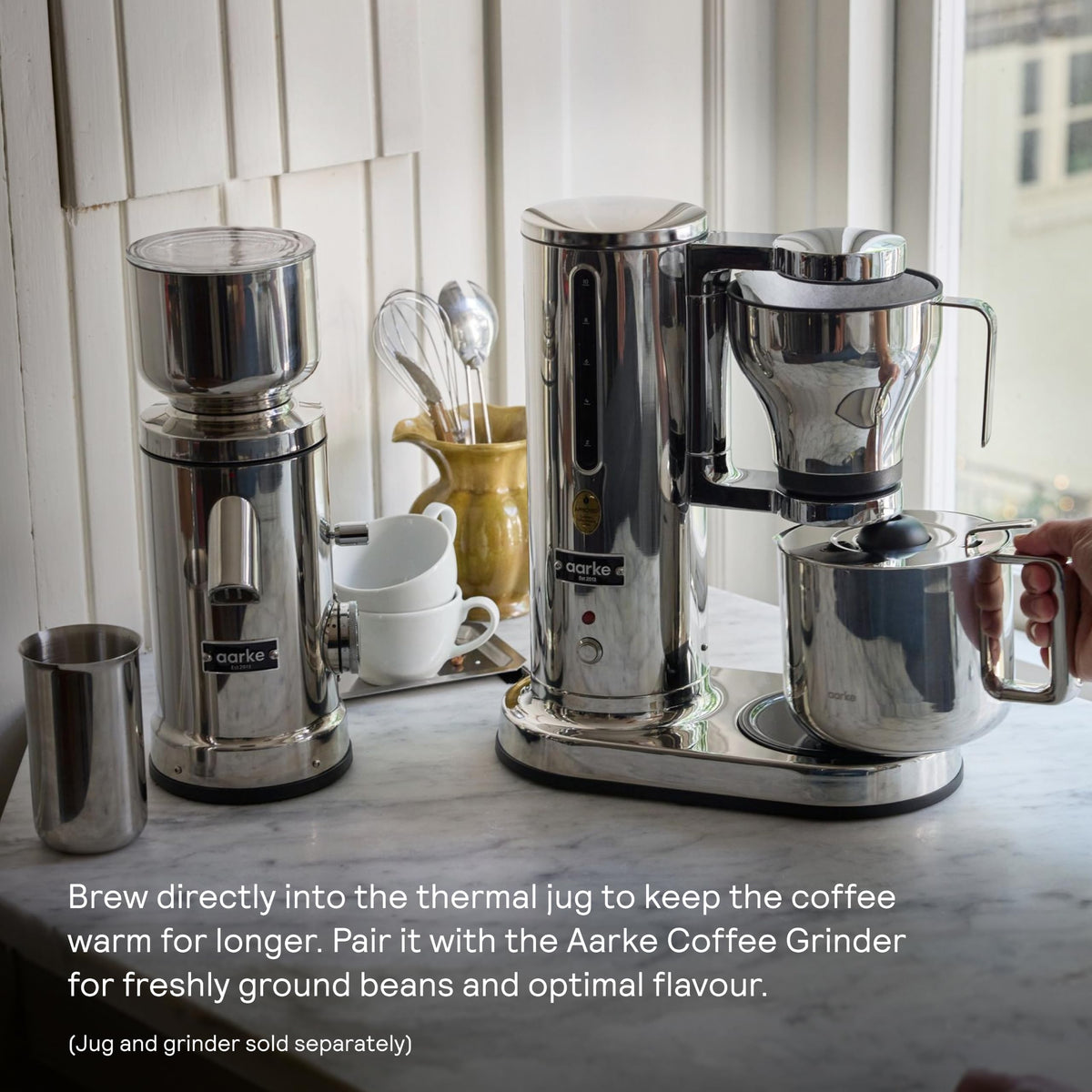 Drip Coffee Maker with 42oz Glass Carafe H9738