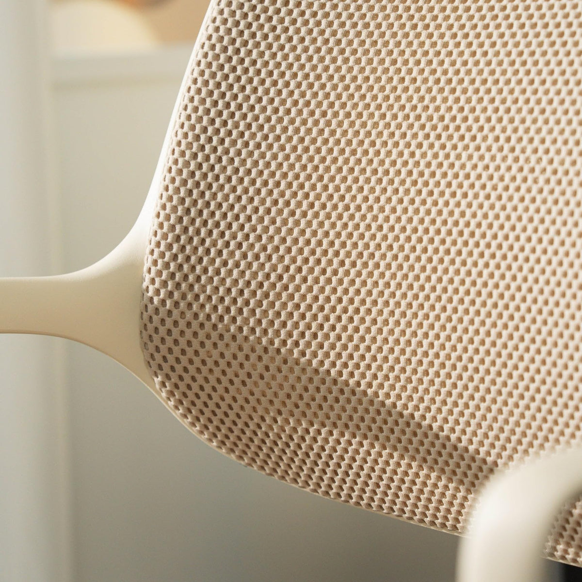 Orange White Low Back Office Chair D65752